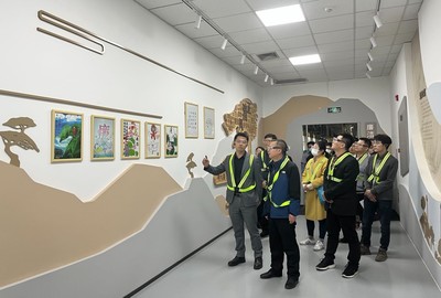 经管学院组织青年师生赴企业开展实践教育活动